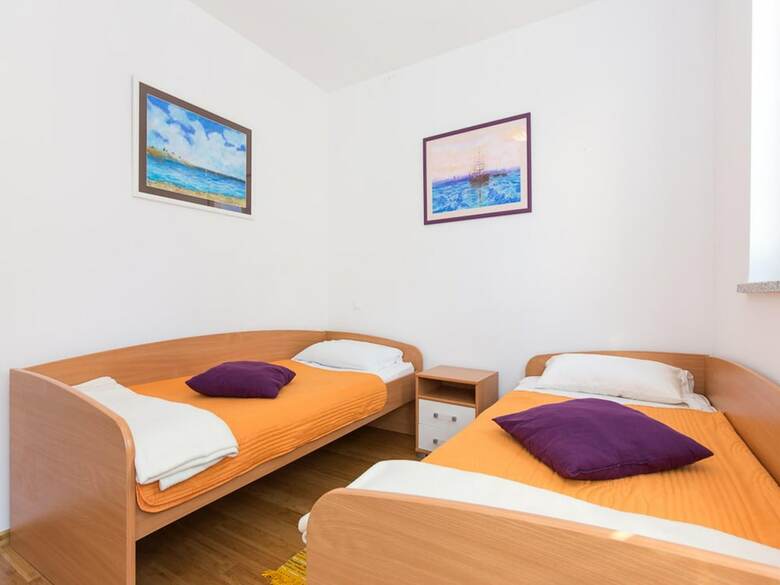 Apartments Josip Near The Beach