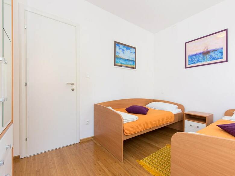 Apartments Josip Near The Beach
