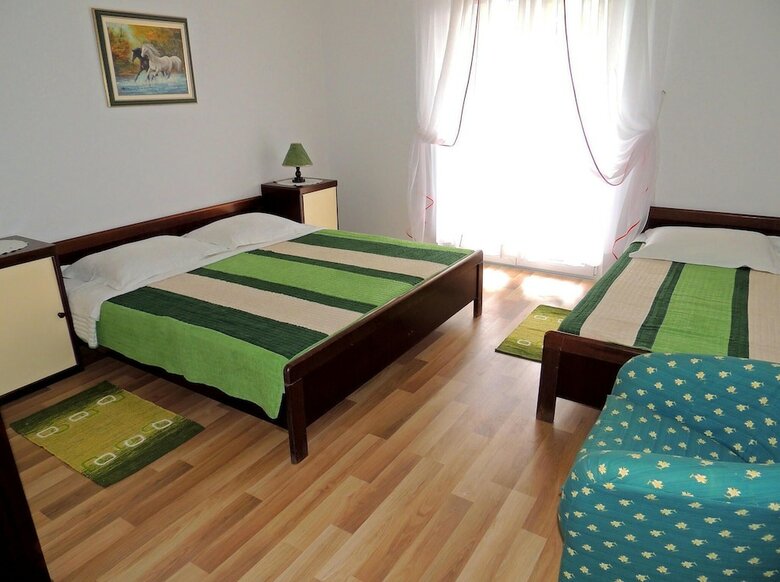 Apartments Nikolina