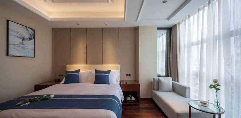 Changshu Skyline Cloud Hotel