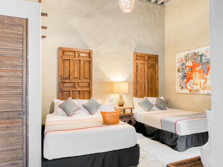 Hostal Collection O 1531