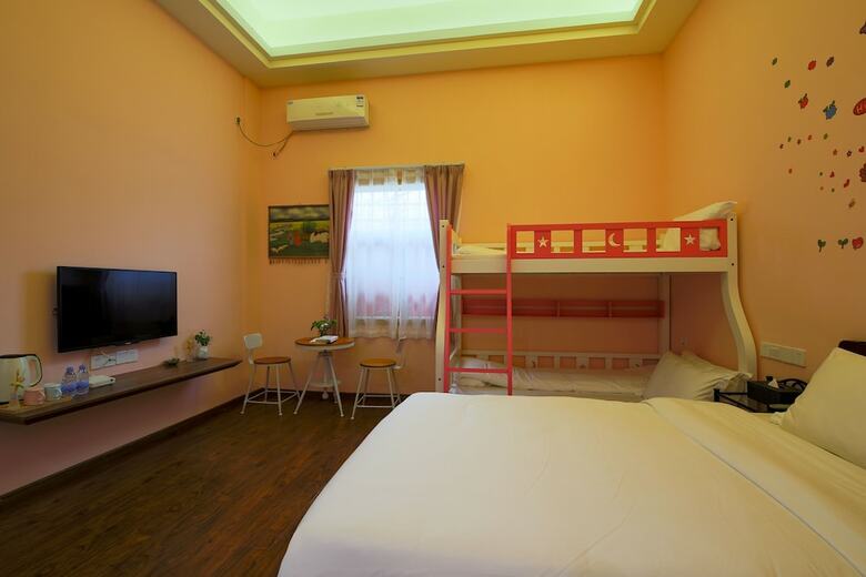 Floral Hotel Shenzhen No.108 Yard