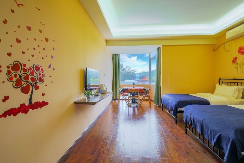 Floral Hotel Shenzhen No.108 Yard
