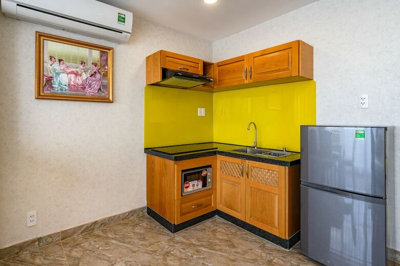 Hotel Emerald Central