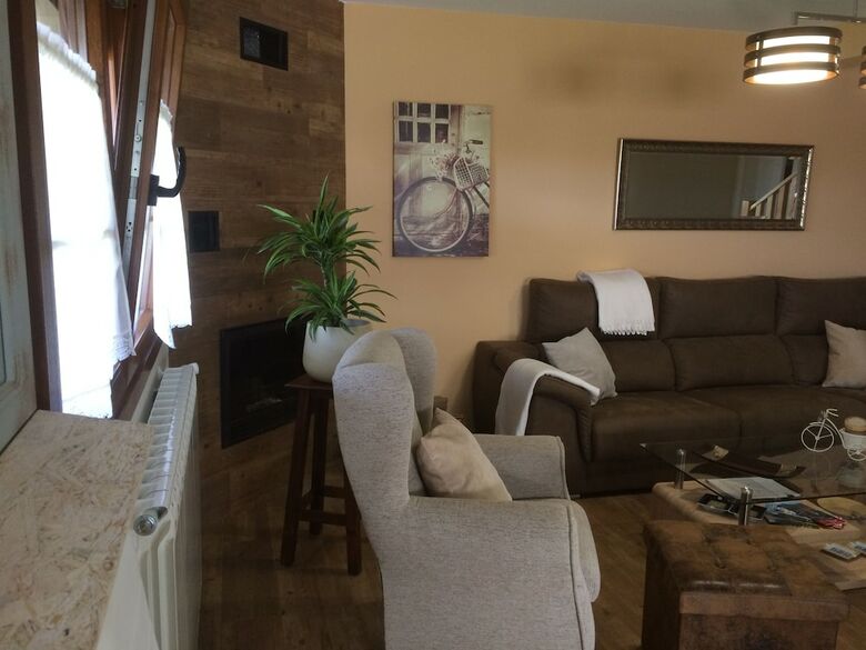 Apartamentos La Llastra de Gara�a