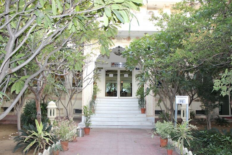 Hotel Shubham Resort
