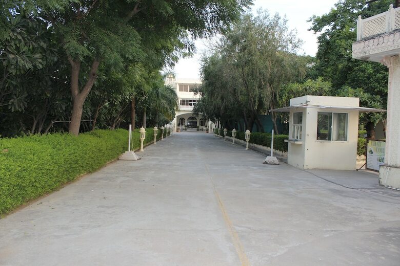 Hotel Shubham Resort