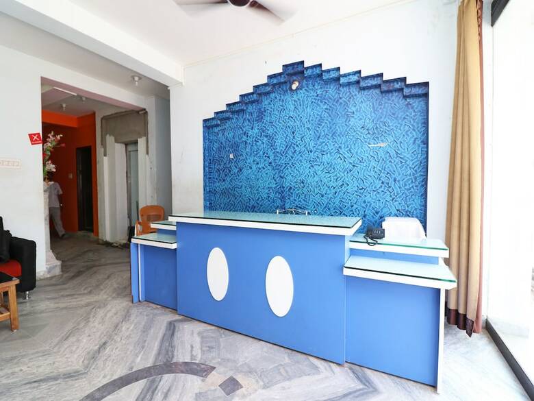 Hotel Oyo 19500 Baikuntha Palace