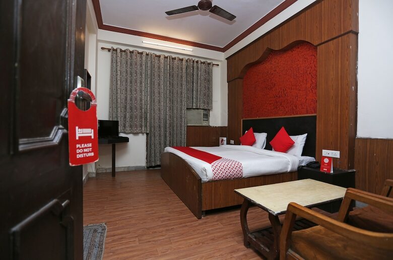 Oyo 19184 Hotel Dolphin