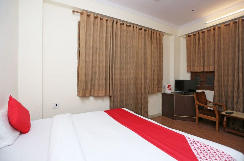 Oyo 19184 Hotel Dolphin