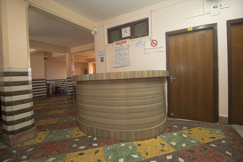 Hotel Oyo 23546 Pushpak