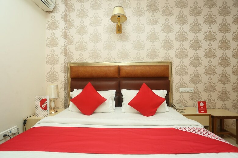 Oyo 13355 Grest Hotel