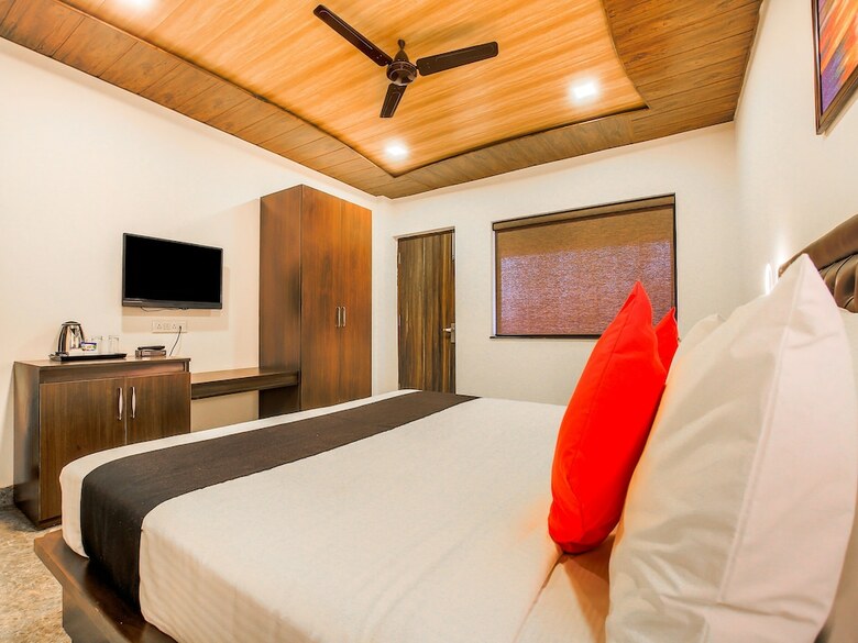 Hotel Capital O 18910 La Gracia Resort