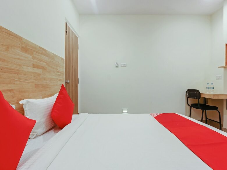 Hotel Collection O 16073 Kothapet Ramoji