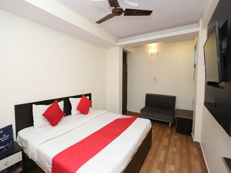 Oyo 22662 Hotel Shivam