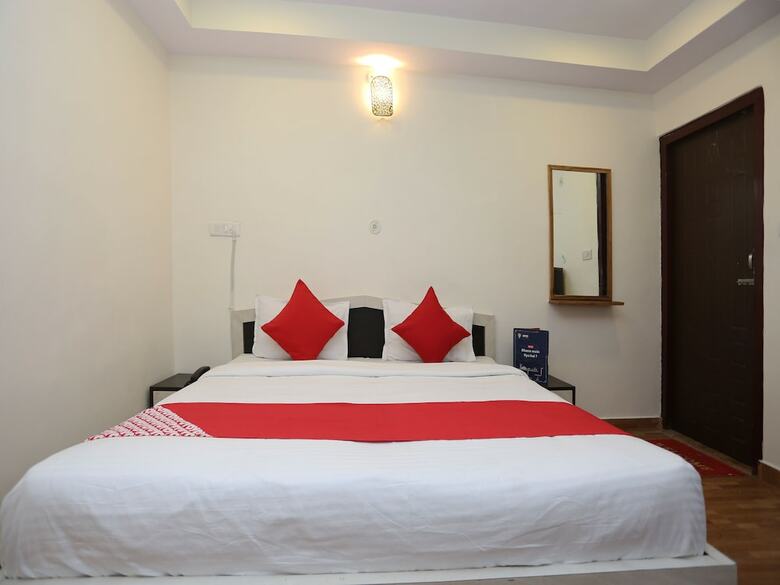 Oyo 22662 Hotel Shivam