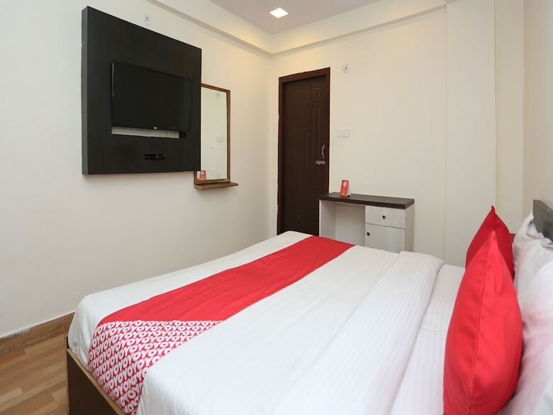 Oyo 22662 Hotel Shivam