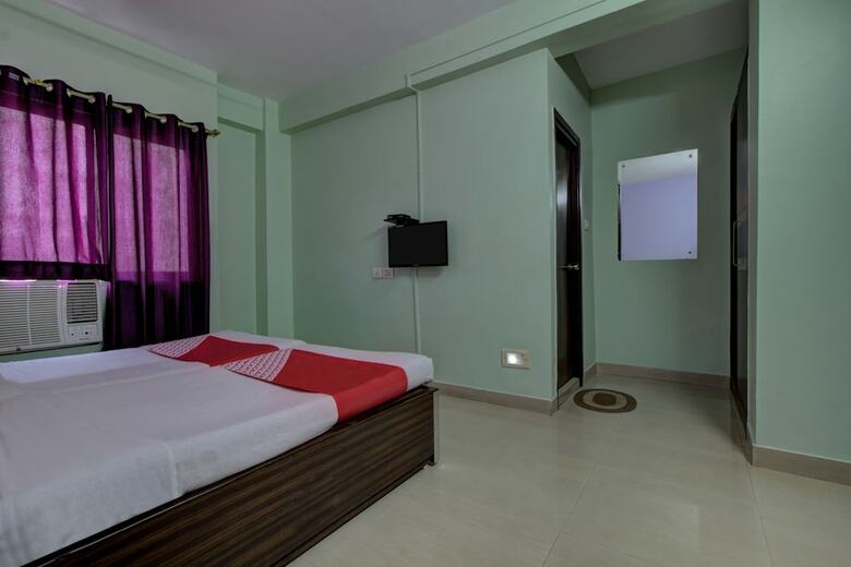 Oyo 4843 Hotel City Palace