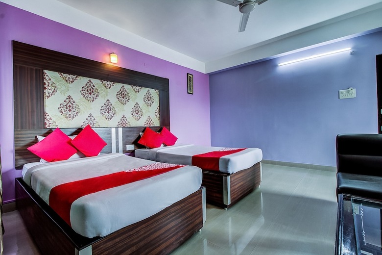 Oyo 4843 Hotel City Palace
