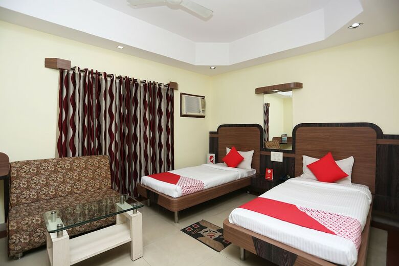 Hotel Oyo 8625 Yogendra Residency