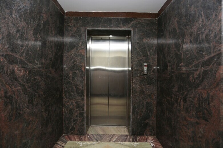Hotel Oyo 8625 Yogendra Residency