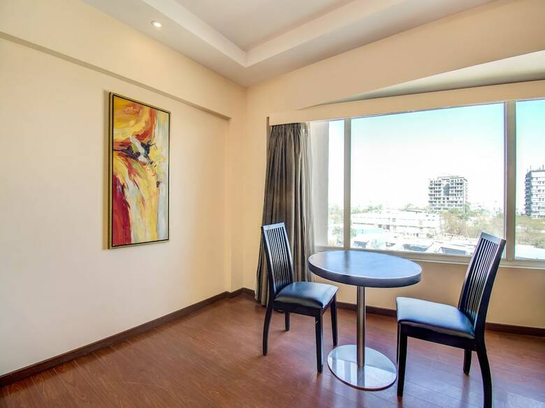 Edition O 30037 Hotel Mapple
