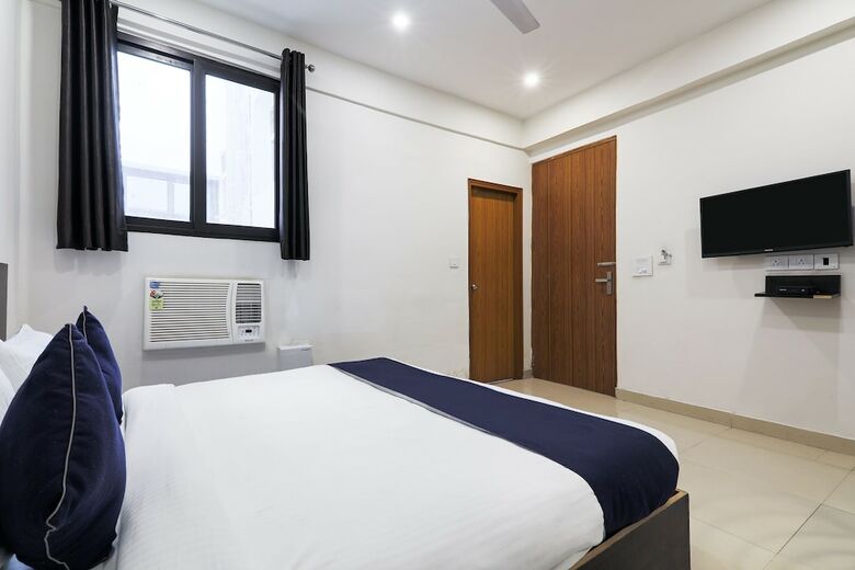 Hotel Oyo 16685 Silverkey Cd Sohna Road