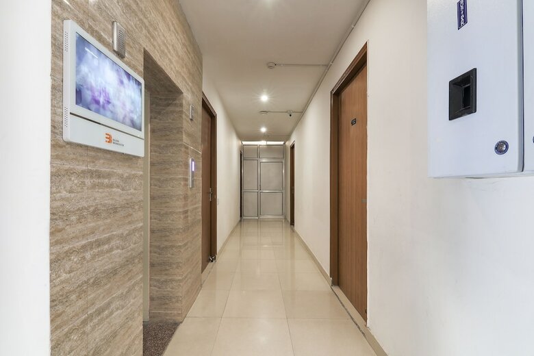 Hotel Oyo 16685 Silverkey Cd Sohna Road