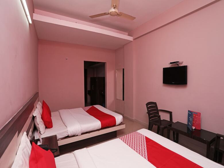 Oyo 6274 Hotel Janaki Residency
