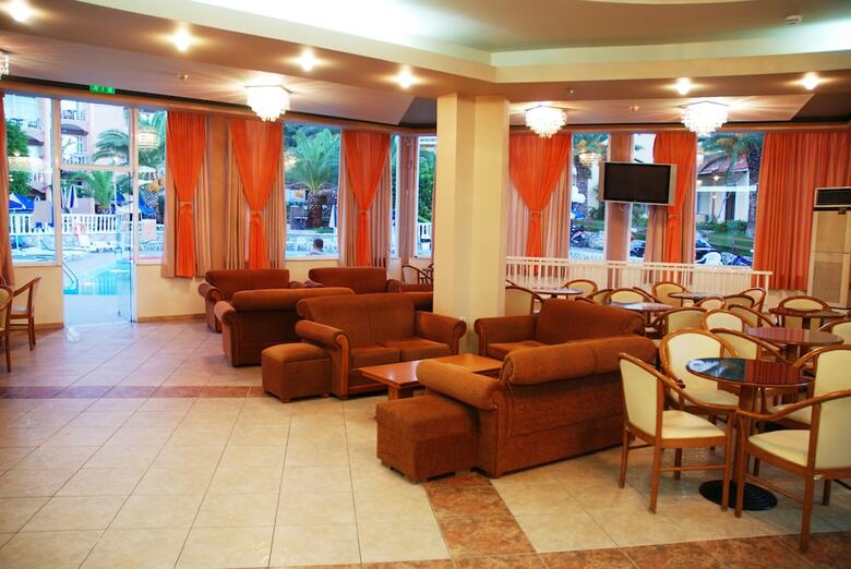 Admiral Hotel ? All Inclusive