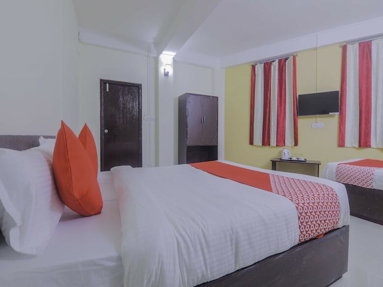Hotel Oyo 18759 Nirvana Guest House