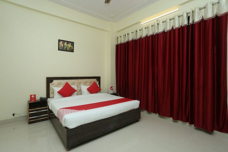 Hotel Oyo 16995 Sr Blessings
