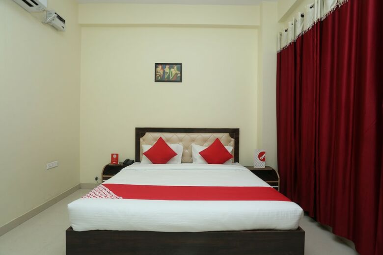 Hotel Oyo 16995 Sr Blessings