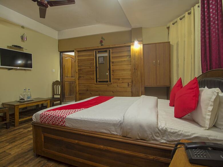 Hotel Oyo 23409 Lama Dhim