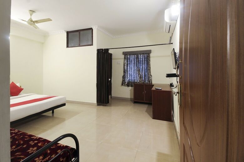 Hotel Oyo 24392 Flagship Damodar Inn
