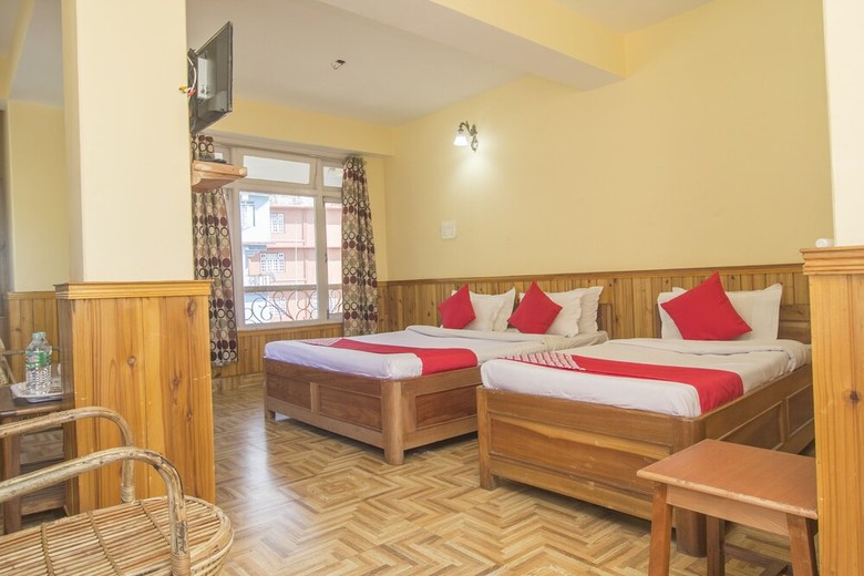 Oyo 23588 Hotel Chittiz