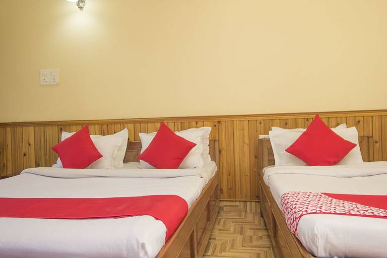 Oyo 23588 Hotel Chittiz