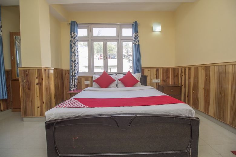 Oyo 23588 Hotel Chittiz