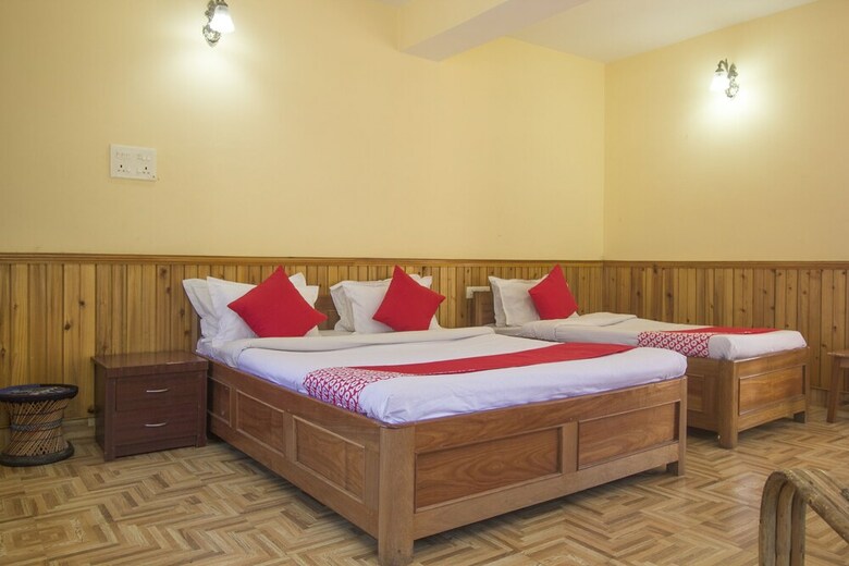Oyo 23588 Hotel Chittiz