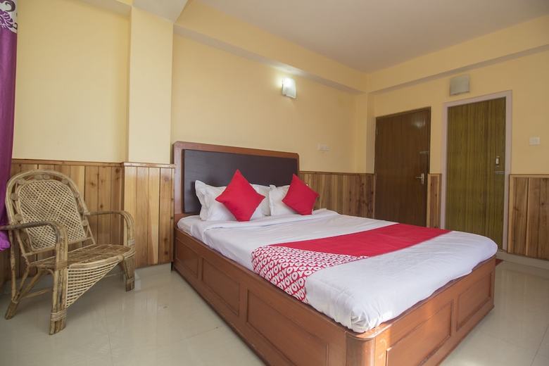 Oyo 23588 Hotel Chittiz