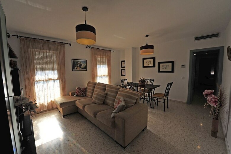 Apartamentos Luminoso 3 Dormitorios Bien Comunicado