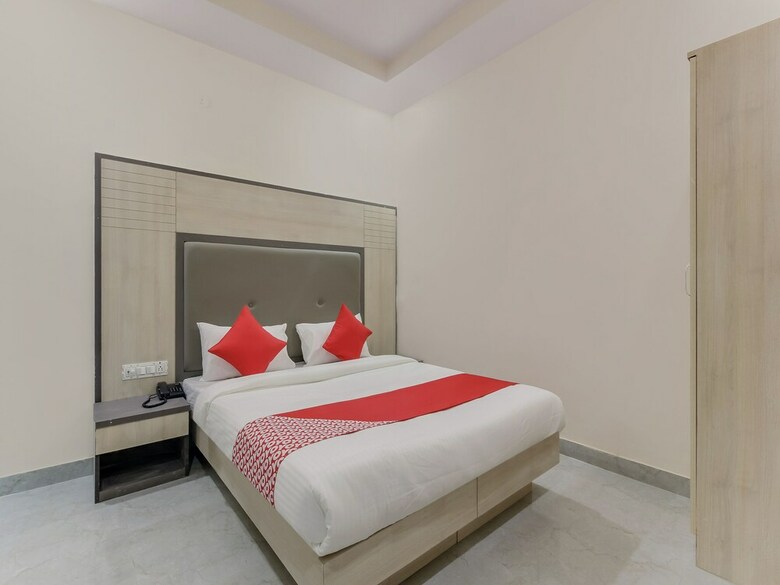 Hotel Oyo 22927 M-stays