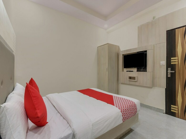 Hotel Oyo 22927 M-stays