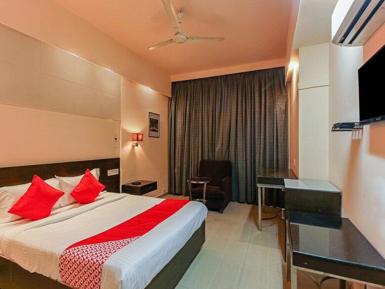 Oyo 22412 Flagship Hotel Sai Prakash