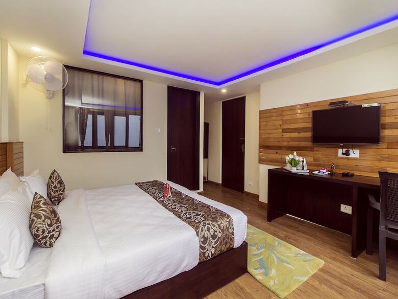 Hotel Oyo 14217 Silver Wood