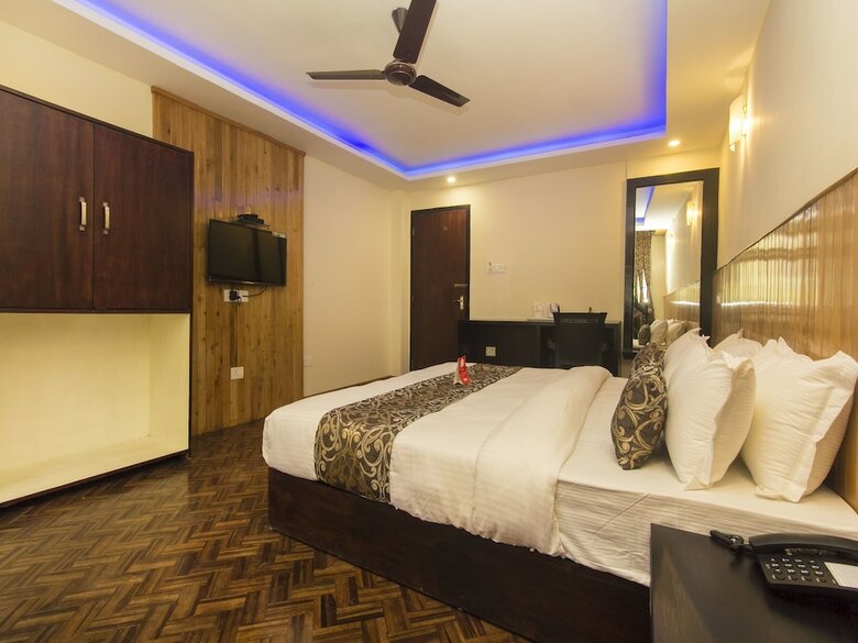 Hotel Oyo 14217 Silver Wood