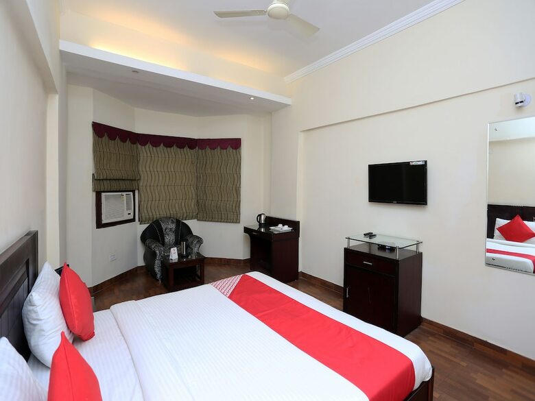 Hotel Oyo 19567 Shimla Resort