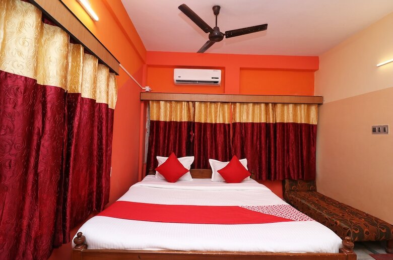 Hotel Oyo 22610 Ved's Inn