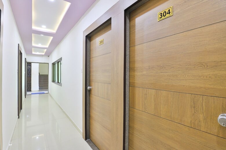 Oyo 22374 Hotel Navjivan