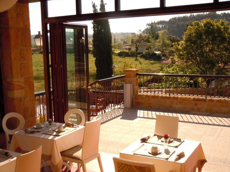 Hostal Posada La Torre De Los Isla & Spa